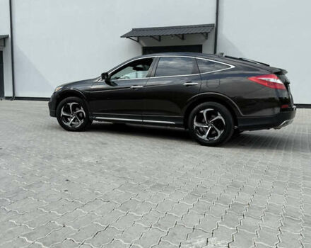 Коричневый Хонда Кросстур, объемом двигателя 2.35 л и пробегом 179 тыс. км за 13400 $, фото 5 на Automoto.ua