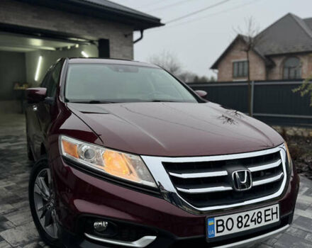 Красный Хонда Кросстур, объемом двигателя 3.5 л и пробегом 130 тыс. км за 14800 $, фото 6 на Automoto.ua