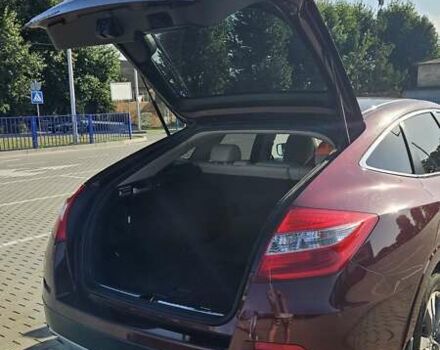 Красный Хонда Кросстур, объемом двигателя 3.5 л и пробегом 129 тыс. км за 14350 $, фото 18 на Automoto.ua