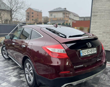 Красный Хонда Кросстур, объемом двигателя 3.5 л и пробегом 130 тыс. км за 14800 $, фото 7 на Automoto.ua