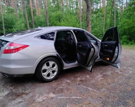 Серый Хонда Кросстур, объемом двигателя 3.5 л и пробегом 279 тыс. км за 10500 $, фото 12 на Automoto.ua