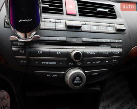 Серый Хонда Кросстур, объемом двигателя 3.5 л и пробегом 288 тыс. км за 14900 $, фото 24 на Automoto.ua