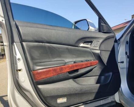 Серый Хонда Кросстур, объемом двигателя 3.5 л и пробегом 180 тыс. км за 11300 $, фото 15 на Automoto.ua