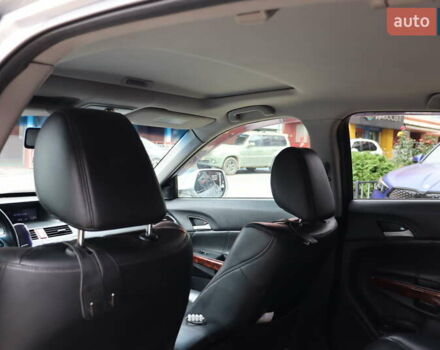 Серый Хонда Кросстур, объемом двигателя 3.5 л и пробегом 288 тыс. км за 14900 $, фото 30 на Automoto.ua