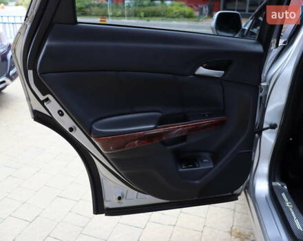 Серый Хонда Кросстур, объемом двигателя 3.5 л и пробегом 288 тыс. км за 14900 $, фото 28 на Automoto.ua