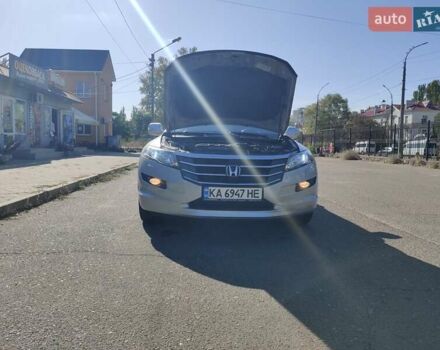 Серый Хонда Кросстур, объемом двигателя 3.5 л и пробегом 180 тыс. км за 11300 $, фото 3 на Automoto.ua