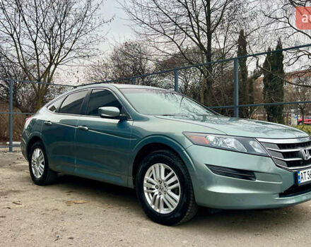 Серый Хонда Кросстур, объемом двигателя 2.35 л и пробегом 252 тыс. км за 11000 $, фото 3 на Automoto.ua