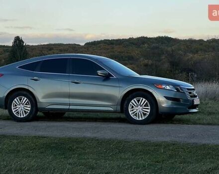 Серый Хонда Кросстур, объемом двигателя 2.35 л и пробегом 252 тыс. км за 11000 $, фото 2 на Automoto.ua