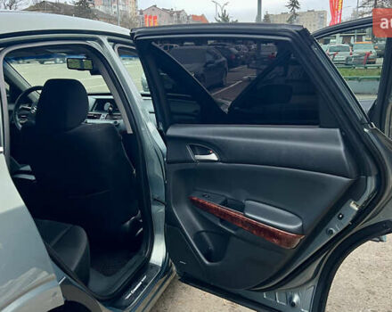 Серый Хонда Кросстур, объемом двигателя 2.35 л и пробегом 252 тыс. км за 11000 $, фото 20 на Automoto.ua