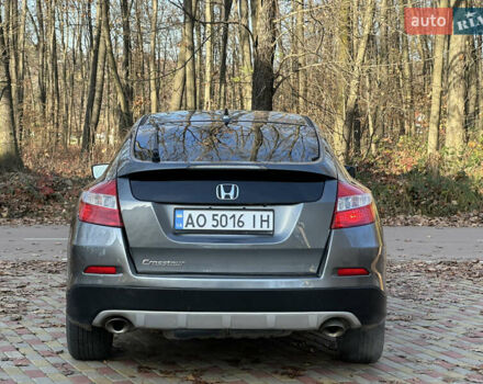 Сірий Хонда Кросстур, об'ємом двигуна 2.4 л та пробігом 235 тис. км за 11000 $, фото 5 на Automoto.ua