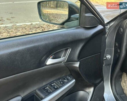 Сірий Хонда Кросстур, об'ємом двигуна 2.4 л та пробігом 235 тис. км за 11000 $, фото 13 на Automoto.ua