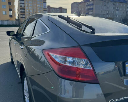 Серый Хонда Кросстур, объемом двигателя 2.35 л и пробегом 129 тыс. км за 11500 $, фото 8 на Automoto.ua