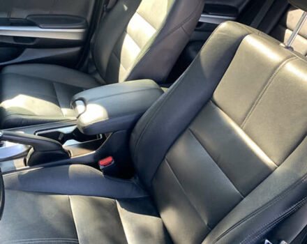 Хонда Кросстур 2014 в Каменское - Днепродзержинск на Automoto.ua Серый Хонда Кросстур, объемом двигателя 3.5 л и пробегом 203 тыс. км за 15000 $, фото 16 на Automoto.ua