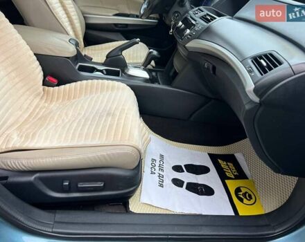 Синій Хонда Кросстур, об'ємом двигуна 2.4 л та пробігом 168 тис. км за 14400 $, фото 20 на Automoto.ua