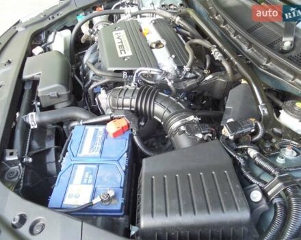 Зеленый Хонда Кросстур, объемом двигателя 2.4 л и пробегом 212 тыс. км за 11700 $, фото 57 на Automoto.ua