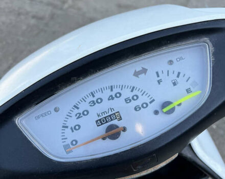 Белый Хонда Dio AF-34, объемом двигателя 0 л и пробегом 4 тыс. км за 400 $, фото 2 на Automoto.ua