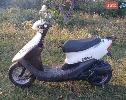 Белый Хонда Dio AF-34, объемом двигателя 0 л и пробегом 4 тыс. км за 360 $, фото 2 на Automoto.ua