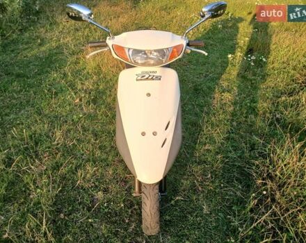 Белый Хонда Dio AF-34, объемом двигателя 0 л и пробегом 4 тыс. км за 360 $, фото 4 на Automoto.ua