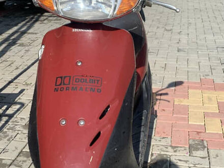 Красный Хонда Dio AF-34, объемом двигателя 0.49 л и пробегом 11 тыс. км за 400 $, фото 1 на Automoto.ua