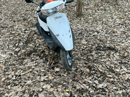 Хонда Dio AF-34 2002 в Сокинянах на Automoto.ua Хонда Dio AF-34, объемом двигателя 0 л и пробегом 8 тыс. км за 370 $, фото 1 на Automoto.ua