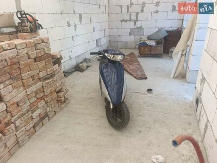 Хонда Dio AF-34 2004 в Черновцах на Automoto.ua Синий Хонда Dio AF-34, объемом двигателя 0 л и пробегом 2 тыс. км за 550 $, фото 1 на Automoto.ua