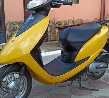 Хонда Dio AF-62 2010 у Золочеве на Automoto.ua Жовтий Хонда Dio AF-62, об'ємом двигуна 0.49 л та пробігом 10 тис. км за 520 $, фото 1 на Automoto.ua