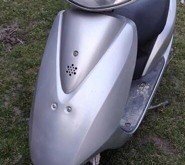 Хонда Dio AF-62 2004 у Тлумаче на Automoto.ua Сірий Хонда Dio AF-62, об'ємом двигуна 0.05 л та пробігом 8 тис. км за 450 $, фото 1 на Automoto.ua