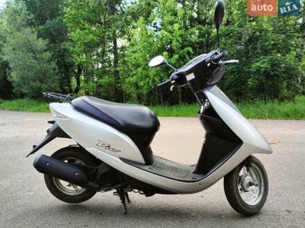 Хонда Dio AF-62 2007 в Олевске на Automoto.ua Серый Хонда Dio AF-62, объемом двигателя 0.49 л и пробегом 7 тыс. км за 550 $, фото 1 на Automoto.ua
