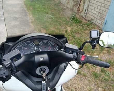 Білий Хонда Інша, об'ємом двигуна 0.4 л та пробігом 57 тис. км за 3144 $, фото 2 на Automoto.ua