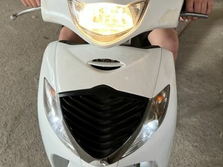 Хонда Інша 2008 у Шепетовке на Automoto.ua Білий Хонда Інша, об'ємом двигуна 1.5 л та пробігом 20 тис. км за 494 $, фото 1 на Automoto.ua
