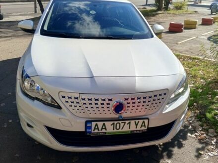 Білий Хонда Інша, об'ємом двигуна 0 л та пробігом 86 тис. км за 15000 $, фото 1 на Automoto.ua