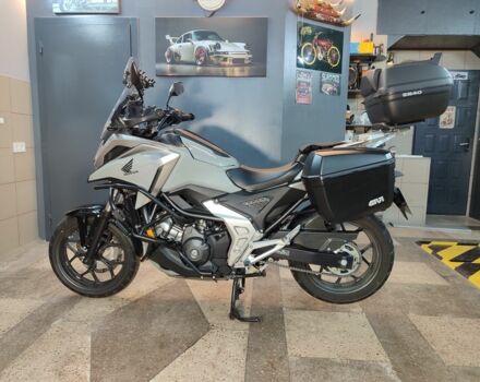 Хонда Інша, об'ємом двигуна 0.75 л та пробігом 0 тис. км за 12000 $, фото 4 на Automoto.ua