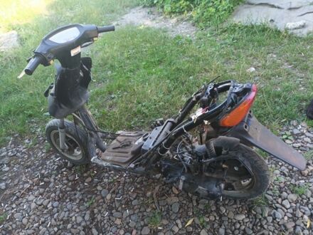 Хонда Другая 2005 в Новоселица на Automoto.ua Хонда Другая, объемом двигателя 50 л и пробегом 0 тыс. км за 85 $, фото 1 на Automoto.ua