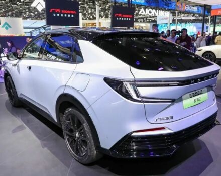 Сірий Хонда Інша, об'ємом двигуна 0 л та пробігом 1000 тис. км за 20500 $, фото 3 на Automoto.ua