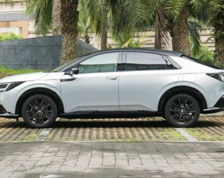 Сірий Хонда Інша, об'ємом двигуна 0 л та пробігом 1000 тис. км за 20500 $, фото 2 на Automoto.ua