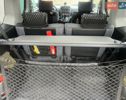 Чорний Хонда Елемент, об'ємом двигуна 2.4 л та пробігом 228 тис. км за 8500 $, фото 12 на Automoto.ua