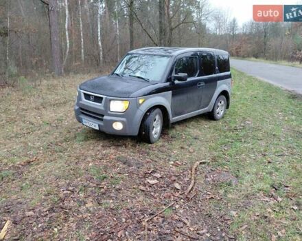 Черный Хонда Элемент, объемом двигателя 2.4 л и пробегом 230 тыс. км за 7600 $, фото 1 на Automoto.ua