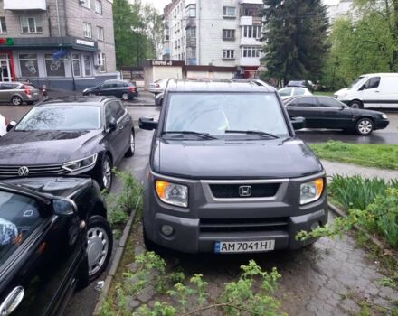 Черный Хонда Элемент, объемом двигателя 2.4 л и пробегом 228 тыс. км за 7800 $, фото 1 на Automoto.ua
