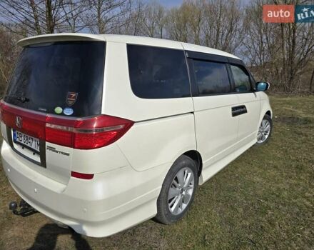 Белый Хонда Элизион, объемом двигателя 2.35 л и пробегом 164 тыс. км за 11500 $, фото 2 на Automoto.ua