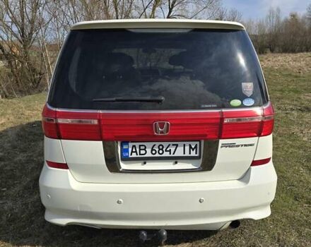 Белый Хонда Элизион, объемом двигателя 2.35 л и пробегом 164 тыс. км за 11500 $, фото 3 на Automoto.ua