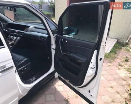 Белый Хонда Элизион, объемом двигателя 2.4 л и пробегом 134 тыс. км за 12500 $, фото 12 на Automoto.ua