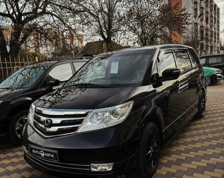 Черный Хонда Элизион, объемом двигателя 2.4 л и пробегом 93 тыс. км за 15000 $, фото 2 на Automoto.ua