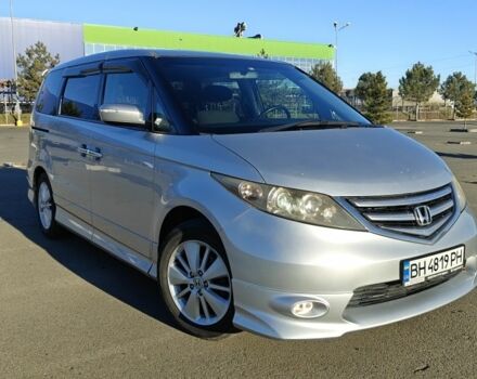 Серый Хонда Элизион, объемом двигателя 3 л и пробегом 100 тыс. км за 8800 $, фото 1 на Automoto.ua