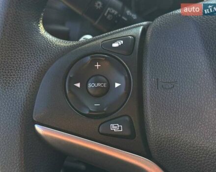 Хонда ФИТ 2014 в Киеве на Automoto.ua Белый Хонда ФИТ, объемом двигателя 1.5 л и пробегом 94 тыс. км за 10500 $, фото 15 на Automoto.ua