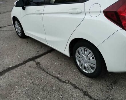 Белый Хонда ФИТ, объемом двигателя 1.5 л и пробегом 49 тыс. км за 11800 $, фото 14 на Automoto.ua