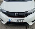 Белый Хонда ФИТ, объемом двигателя 1.5 л и пробегом 49 тыс. км за 11800 $, фото 3 на Automoto.ua