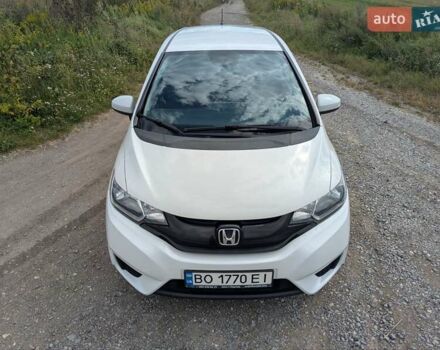 Белый Хонда ФИТ, объемом двигателя 1.5 л и пробегом 180 тыс. км за 8999 $, фото 9 на Automoto.ua