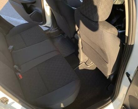 Хонда ФИТ 2016 в Луцке на Automoto.ua Белый Хонда ФИТ, объемом двигателя 1.5 л и пробегом 20 тыс. км за 11200 $, фото 15 на Automoto.ua