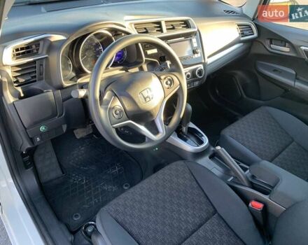 Хонда ФИТ 2016 в Луцке на Automoto.ua Белый Хонда ФИТ, объемом двигателя 1.5 л и пробегом 20 тыс. км за 11200 $, фото 17 на Automoto.ua