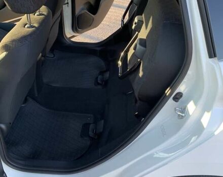 Хонда ФИТ 2016 в Луцке на Automoto.ua Белый Хонда ФИТ, объемом двигателя 1.5 л и пробегом 20 тыс. км за 11200 $, фото 11 на Automoto.ua